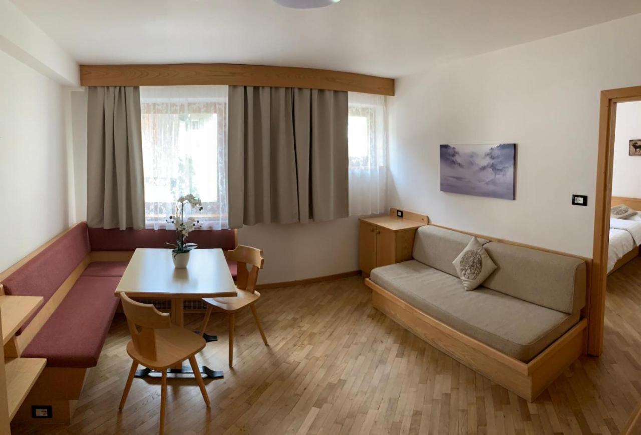 Bed & Breakfast Garni Tobia Campitello di Fassa Zewnętrze zdjęcie
